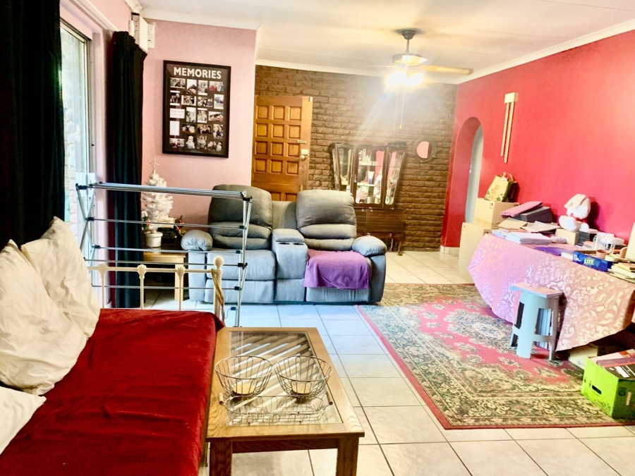 4 Bedroom Property for Sale in Rustenburg Central North West